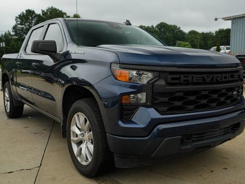 Used 2022 Chevrolet Silverado 1500 Custom AWD/4WD image 33