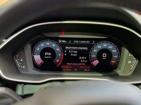 Used 2022 Audi Q3 2.0T Premium w/ Convenience Package image 46