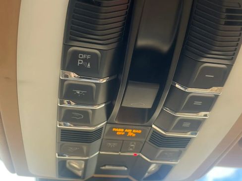 Used 2012 Porsche Panamera 4 image 15