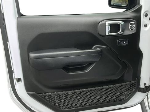 Certified 2022 Jeep Wrangler Unlimited Sport image 10