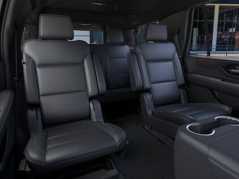 New 2026 GMC Yukon Denali w/ Advanced Technology Package AWD/4WD image 17