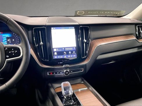 Used 2023 Volvo XC60 B6 Ultimate w/ Climate Package AWD/4WD image 10