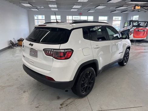 New 2026 Jeep Compass Latitude AWD/4WD image 8