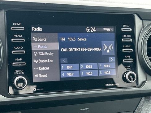 Used 2022 Toyota Tacoma SR w/ SR Convenience Package RWD image 20