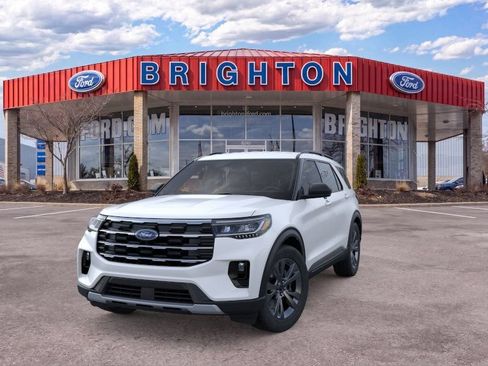 Used 2026 Ford Explorer Active w/ Active Comfort Package AWD/4WD image 4