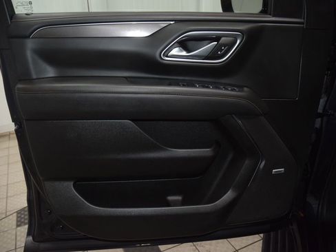 Used 2024 GMC Yukon AT4 w/ AT4 Premium Package AWD/4WD image 49