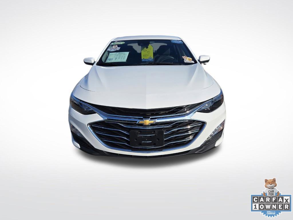 Used 2025 Chevrolet Malibu LT FWD image 2