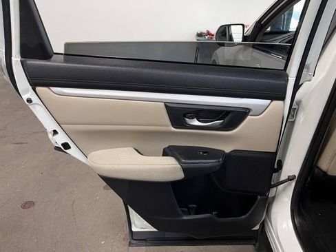 Used 2018 Honda CR-V LX image 19
