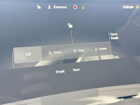 Used 2024 Tesla Model Y Long Range image 77