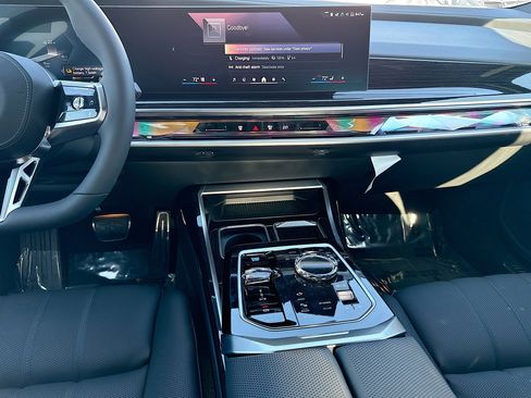 New 2026 BMW i7 eDrive50 w/ M Sport Package RWD image 18