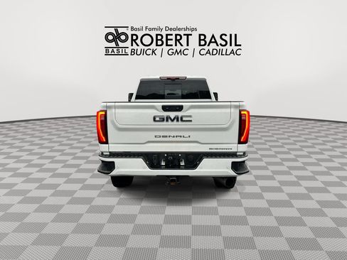 Used 2024 GMC Sierra 2500 Denali Ultimate w/ Snow Plow Prep/Camper Package AWD/4WD image 7