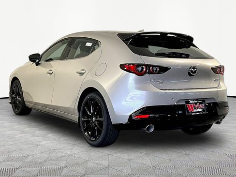 New 2026 MAZDA MAZDA3 Hatchback w/Premium Plus Pkg AWD/4WD image 4