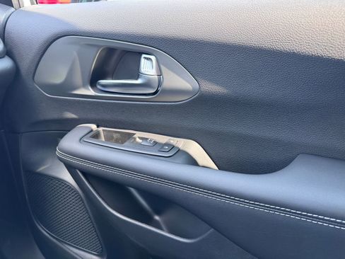 New 2026 Chrysler Voyager LX image 20