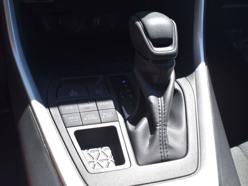 Certified 2025 Toyota RAV4 LE AWD/4WD image 13