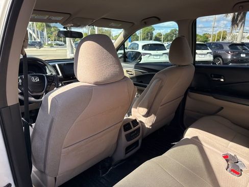Used 2016 Honda Pilot EX image 19