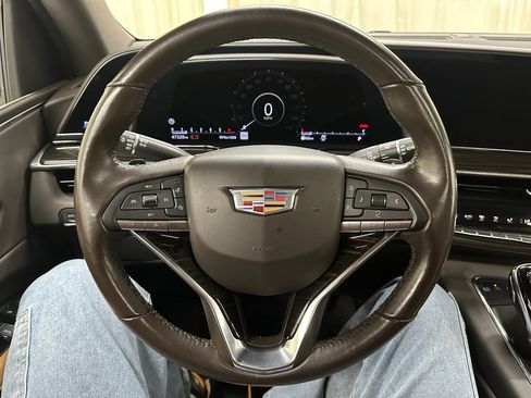 Used 2023 Cadillac Escalade Premium Luxury image 29