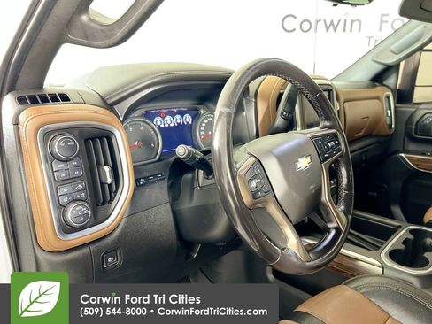 Used 2020 Chevrolet Silverado 3500 High Country w/ Z71 Off-Road Package image 3
