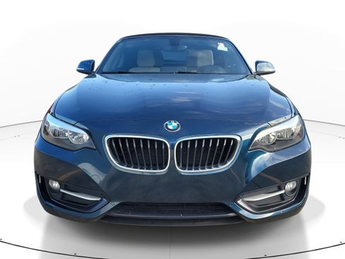 Used 2017 BMW 230i Convertible image 2