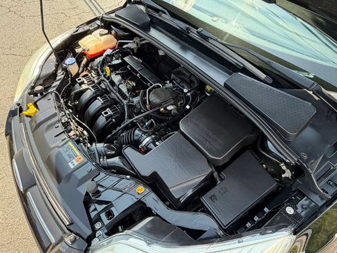 Used 2014 Ford Focus SE w/ SE Winter Package FWD image 34