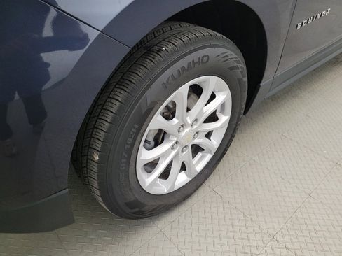 Used 2019 Chevrolet Equinox LS AWD/4WD image 31