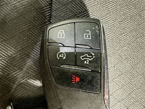 Used 2023 GMC Sierra 1500 Elevation image 15