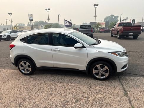 Used 2022 Honda HR-V LX image 6