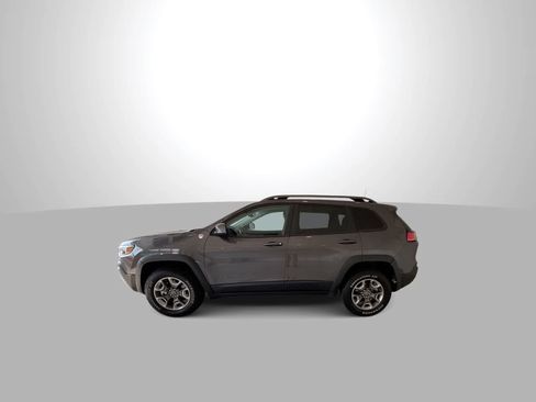 Used 2019 Jeep Cherokee Trailhawk w/ Cold Weather Group AWD/4WD image 5
