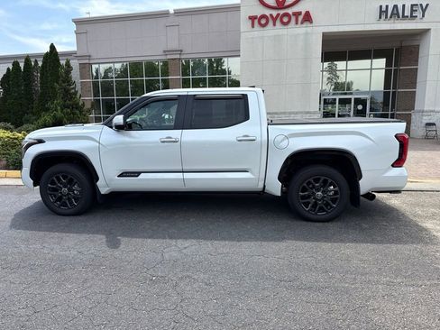 Used 2024 Toyota Tundra Platinum AWD/4WD image 6