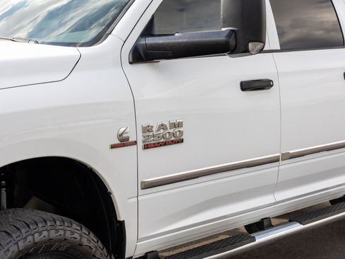 Used 2015 RAM 2500 Tradesman w/ Chrome Appearance Group AWD/4WD image 30