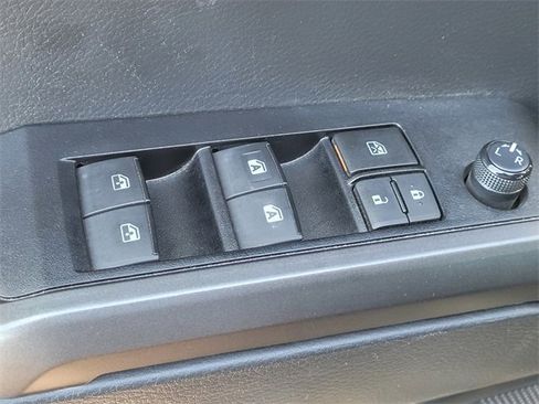 Used 2022 Toyota Tacoma 2WD Double Cab image 16