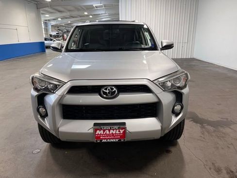 Used 2018 Toyota 4Runner SR5 Premium image 8