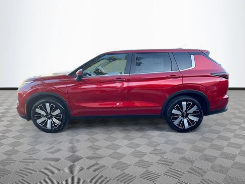 New 2026 Mitsubishi Outlander SE image 8