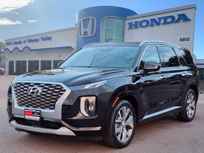 Used 2022 Hyundai Palisade Limited w/ Cargo Package