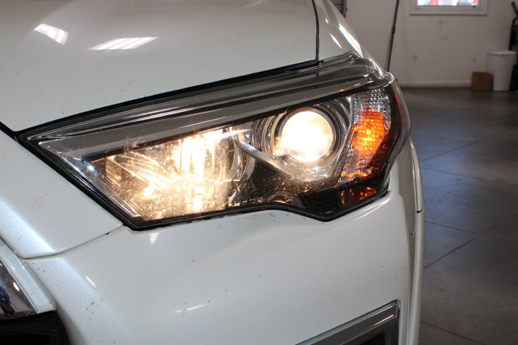 Used 2020 Toyota 4Runner Limited AWD/4WD image 14