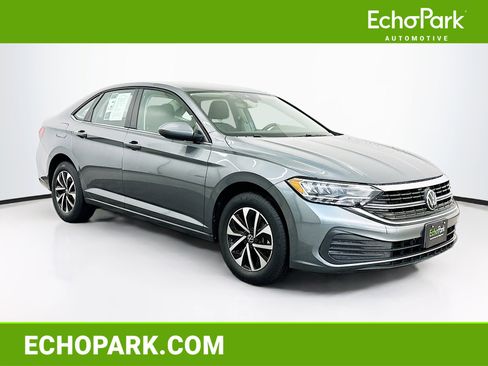 Used 2024 Volkswagen Jetta S image 1