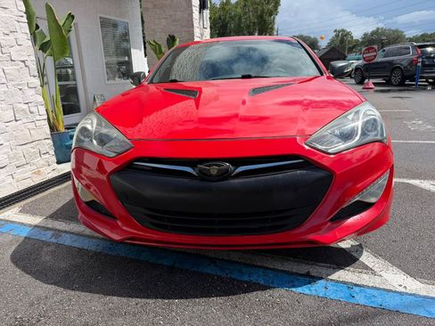 Used 2016 Hyundai Genesis 3.8 RWD image 4
