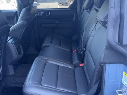 New 2025 Ford Bronco Badlands image 25