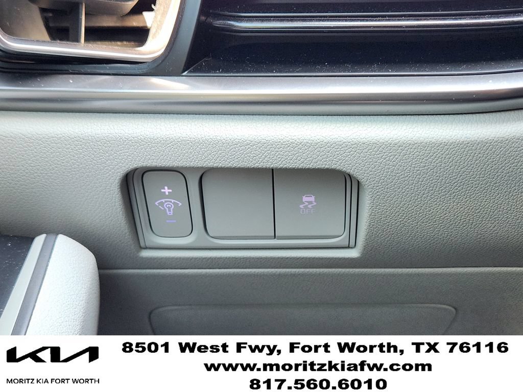 Certified 2025 Kia Sorento S AWD/4WD image 21