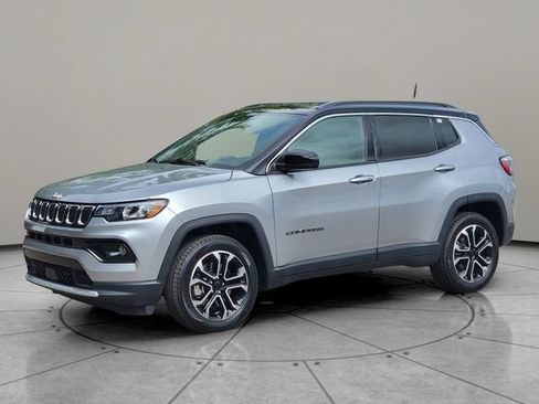 Certified 2024 Jeep Compass Limited AWD/4WD image 3