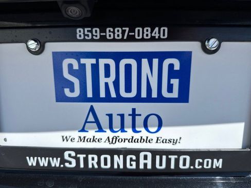Used 2022 Buick Encore GX Preferred w/ Sport Touring Package FWD image 18