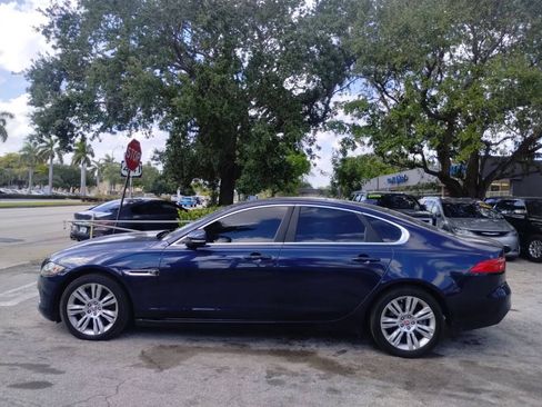 Used 2017 Jaguar XF Premium RWD image 5