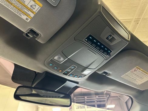 Used 2022 Ford F450 Limited w/ FX4 Off-Road Package image 35