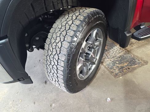 New 2026 GMC Sierra 3500 SLT w/ SLT Premium Package image 30