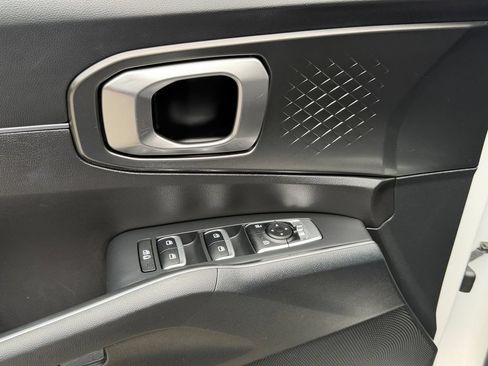 Certified 2023 Kia Sorento EX AWD/4WD image 16