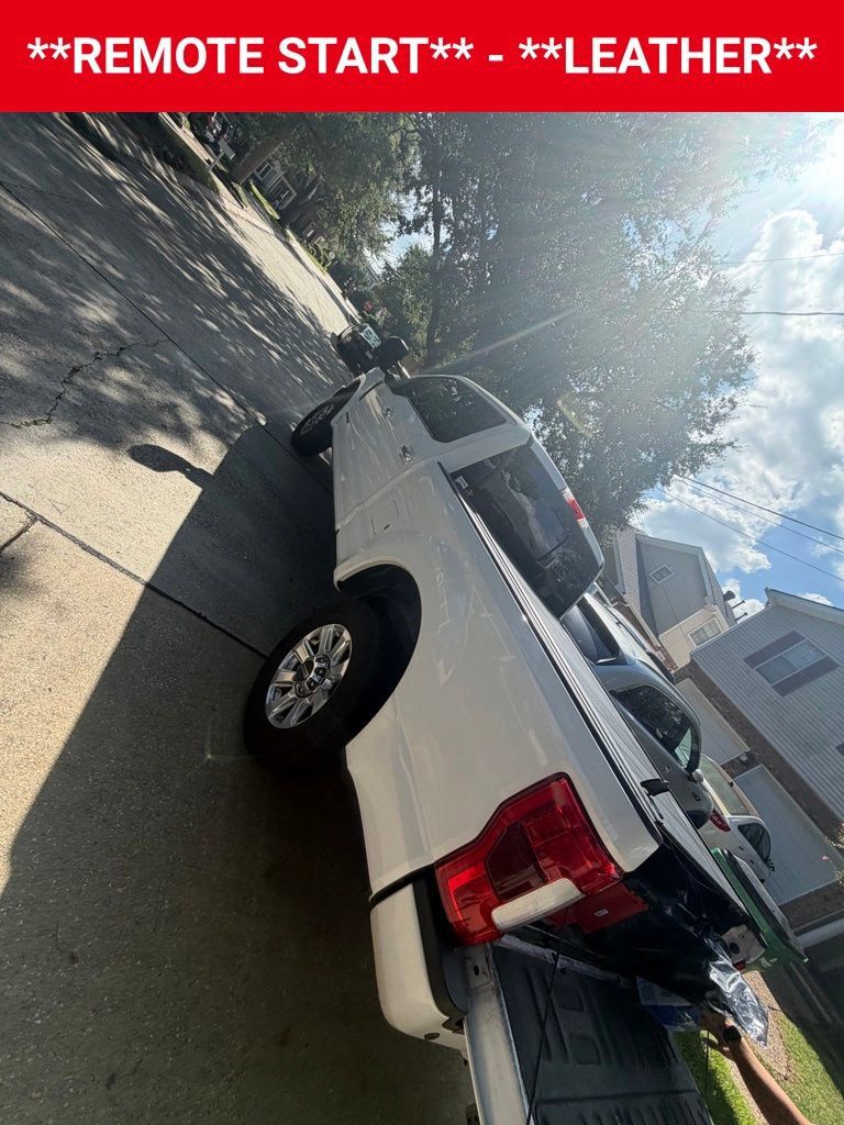 Used 2019 Ford F250 Platinum w/ Platinum Ultimate Package AWD/4WD image 3