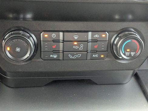 Used 2019 Ford F150 XLT w/ Equipment Group 302A Luxury image 24