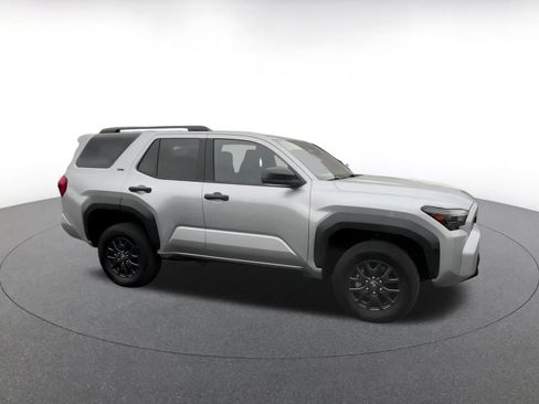 Used 2025 Toyota 4Runner SR5 image 2