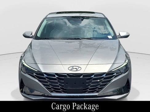 Used 2021 Hyundai Elantra Limited w/ Cargo Package FWD image 2