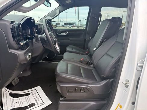 Used 2025 GMC Sierra 1500 SLT image 26