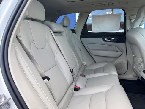 New 2026 Volvo XC60 B5 Ultra w/ Protection Package Premier image 13
